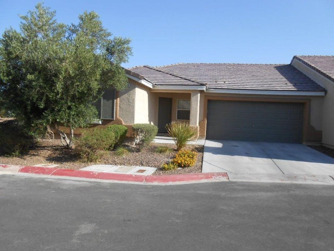 4821 Plama Ct - Photo 2 of 30