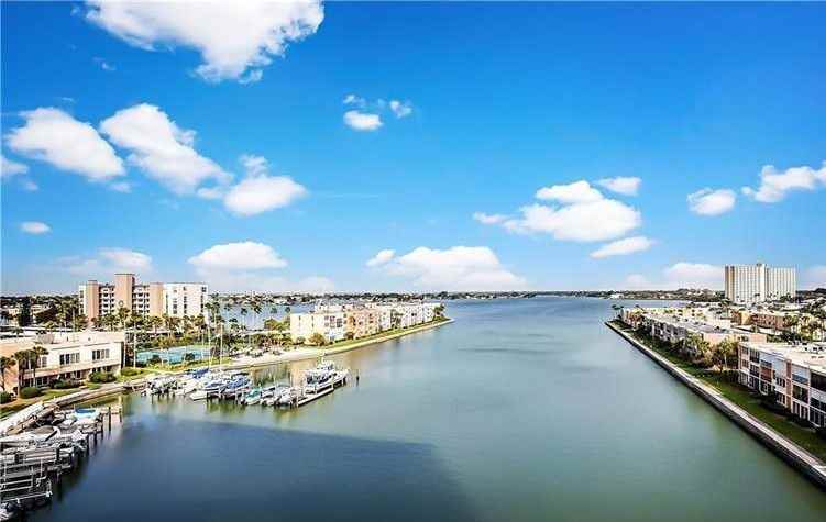 7300 Sun Island Drive South #702 - Photo 2 of 14