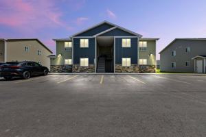 featured image of 6148 N Freedom Rd