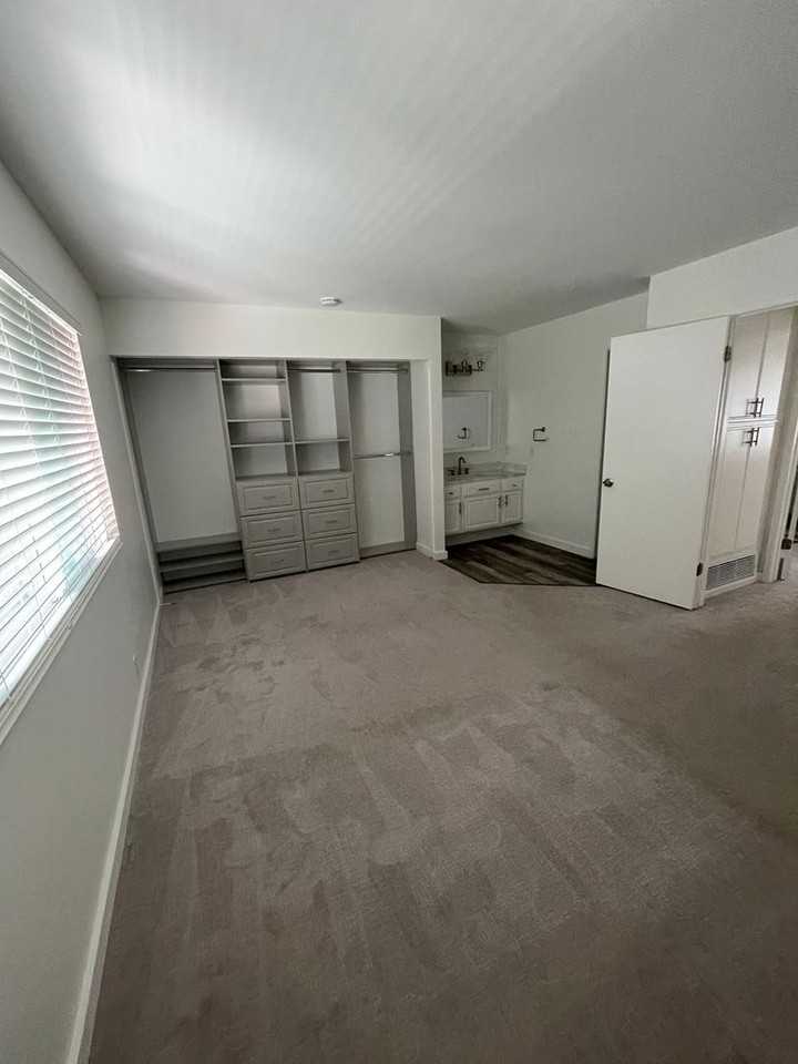 16884 Donwest - Photo 7 of 18