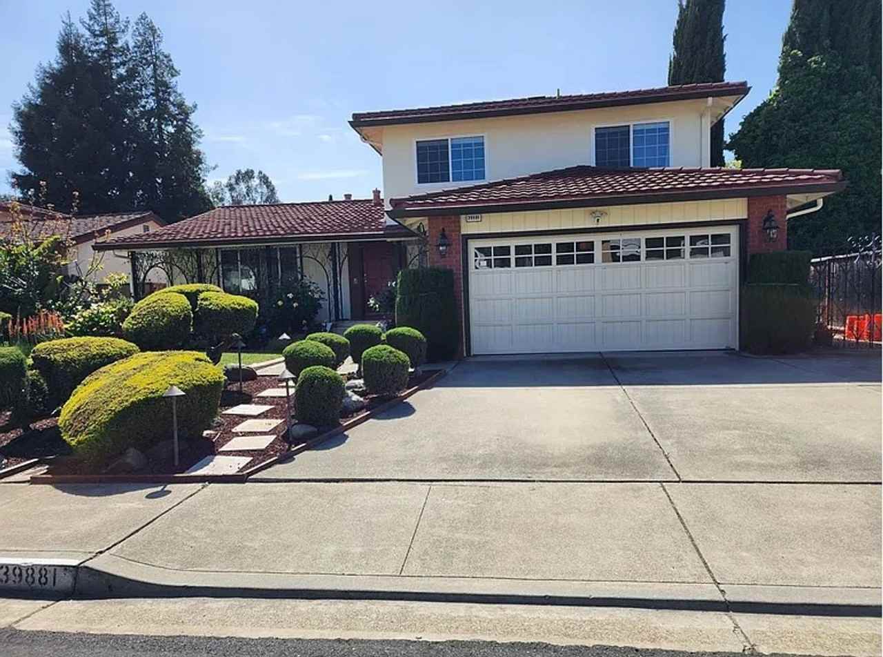 39881 San Moreno Ct - Photo 3 of 20