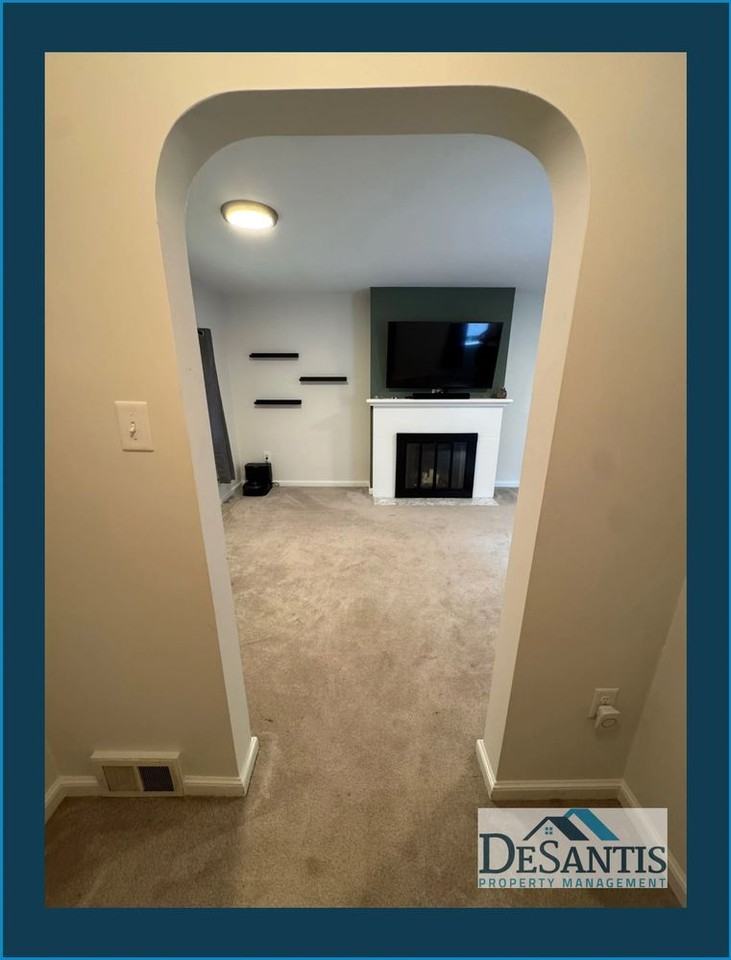 3009 21st Ave - Photo 3 of 30