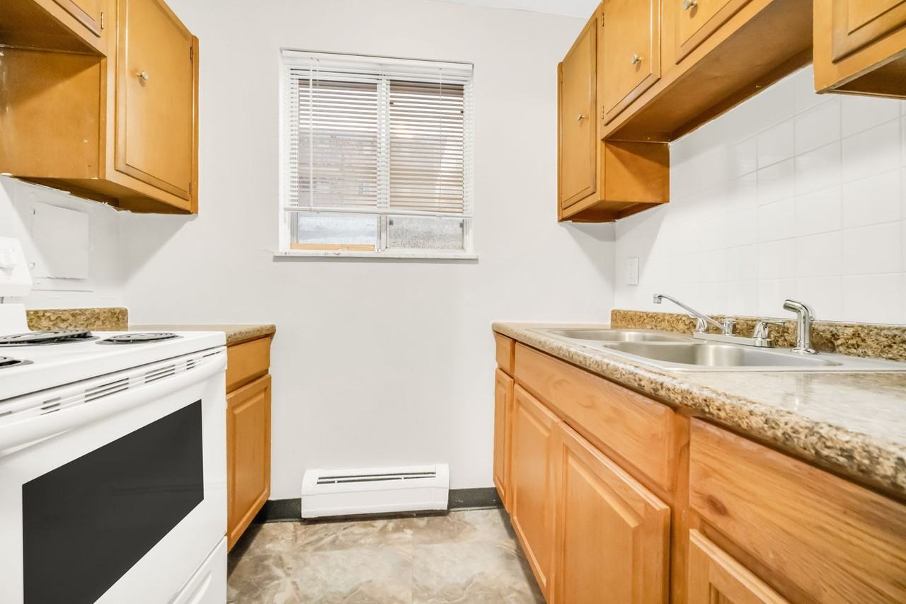 6531 State Road - Photo 5 of 32