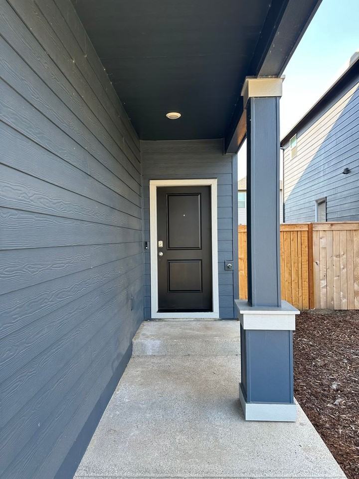 2654 U St - Photo 3 of 44