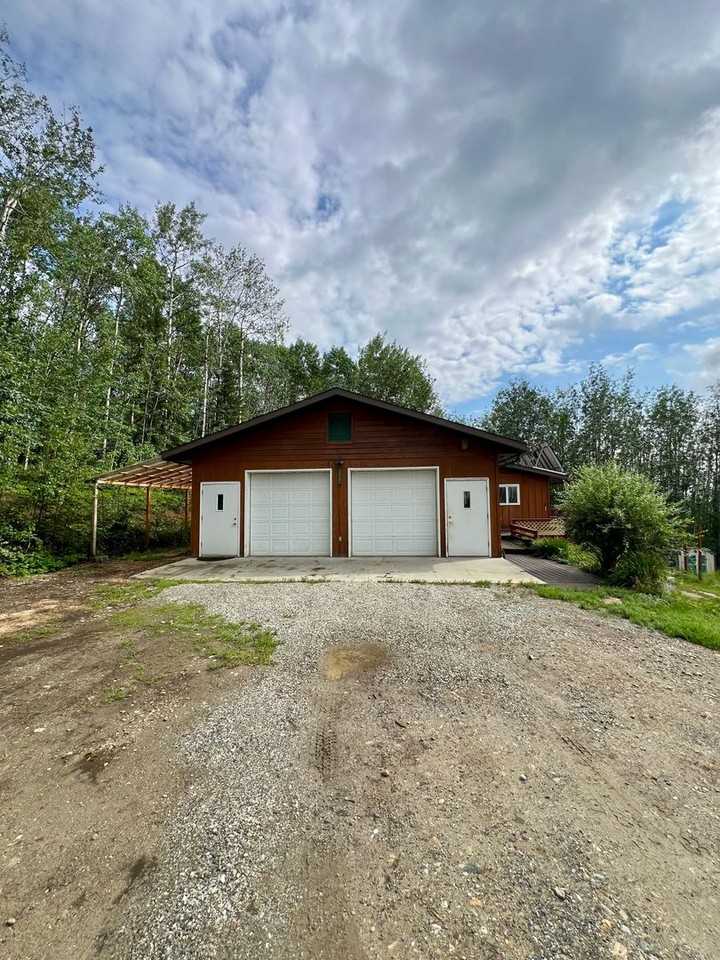 1569 La Rue Ln - Photo 4 of 48