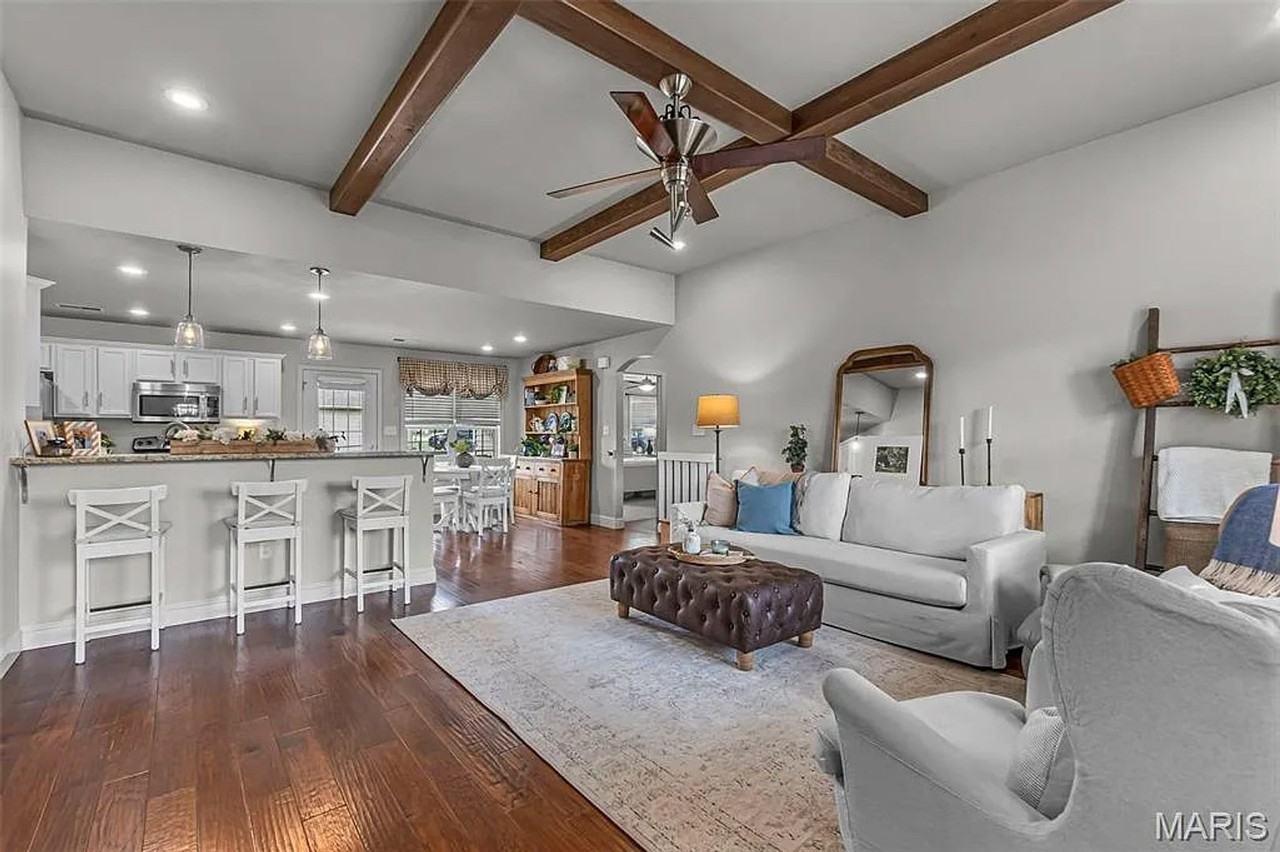 147 Old Town Ln - Photo 2 of 12