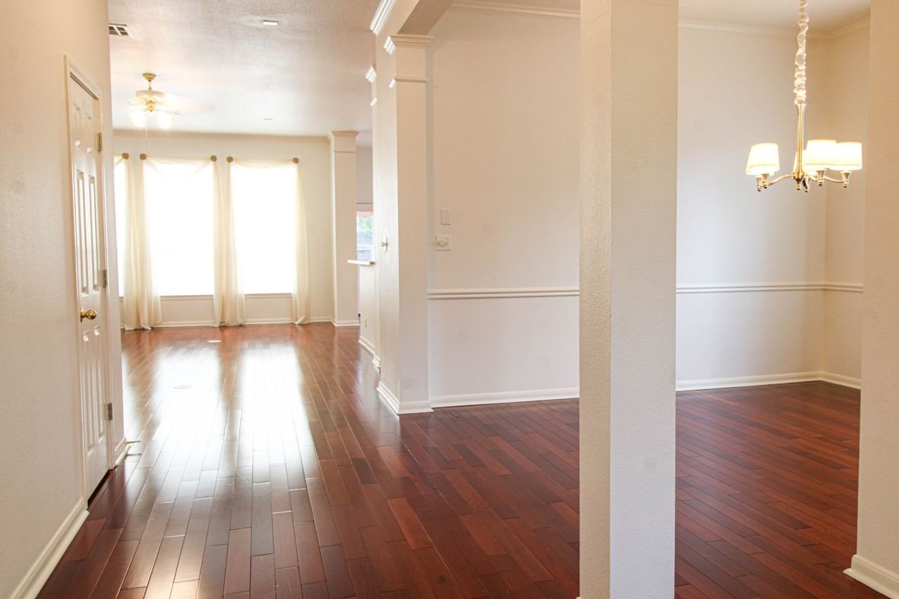 121 Antler Cir - Photo 3 of 50