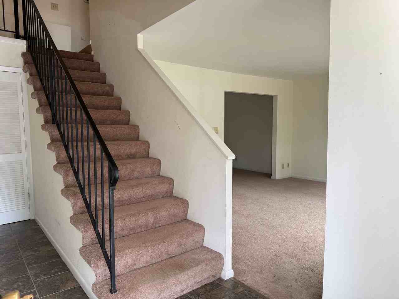 319 Harvest Dr - Photo 5 of 31