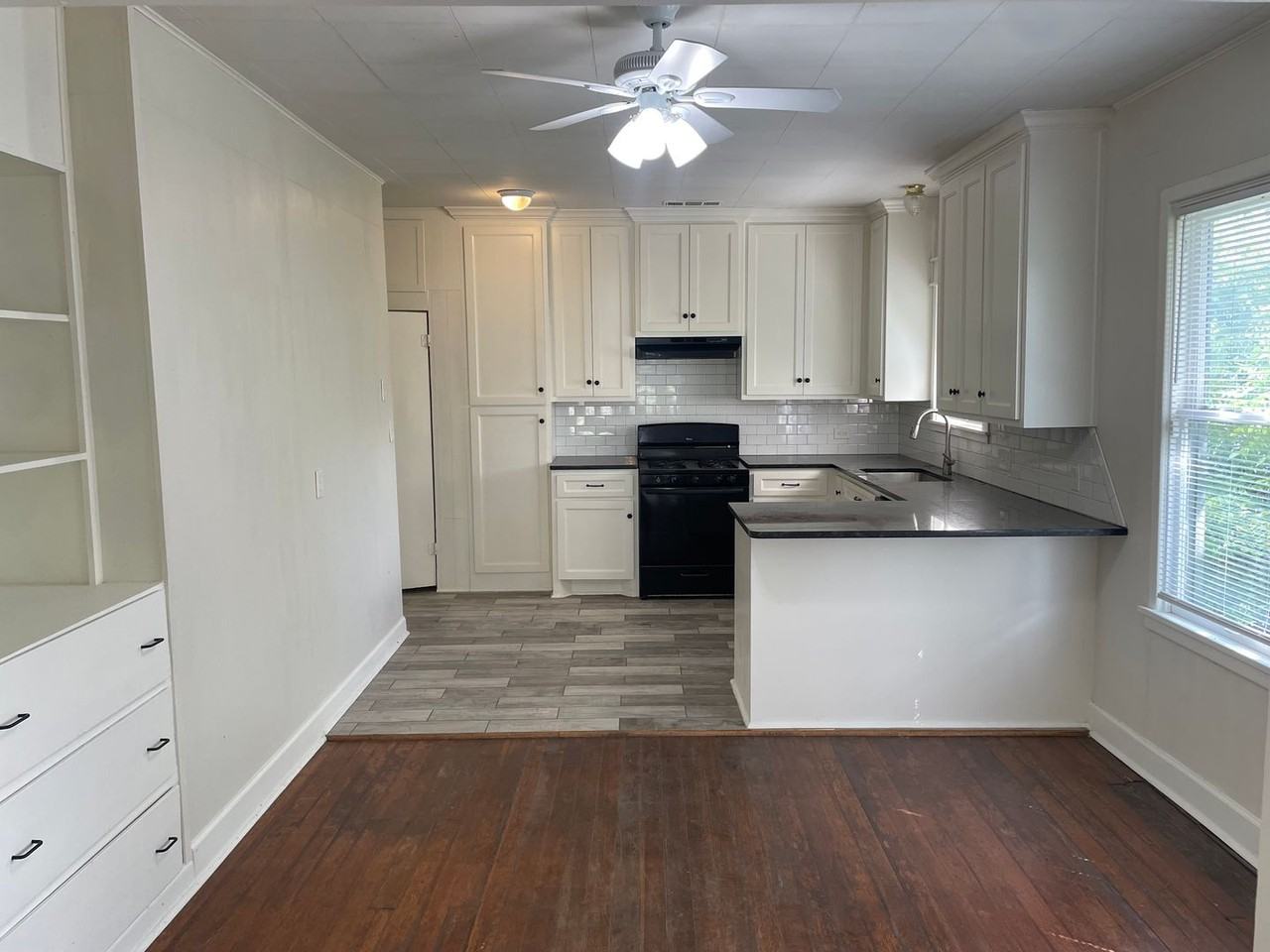 2707 Trice Ave - Photo 4 of 21