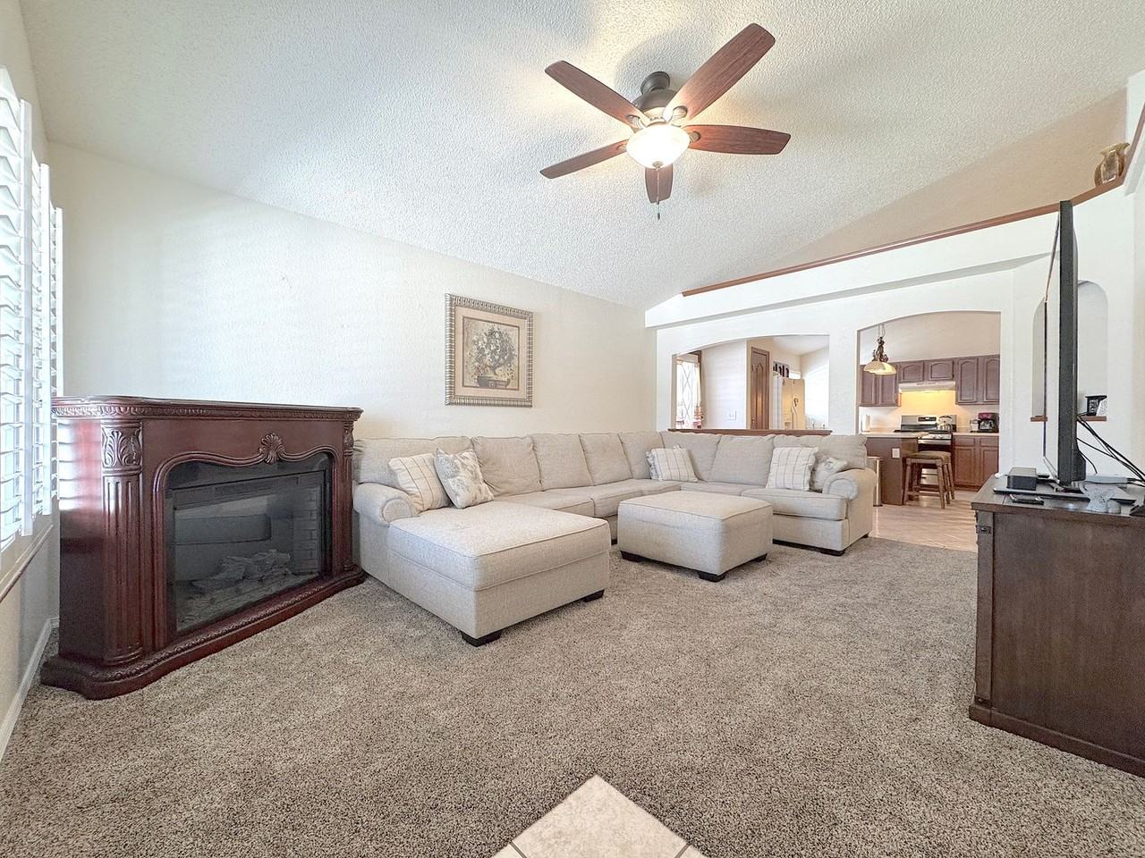 2308 Joshua Louis Dr - Photo 2 of 24