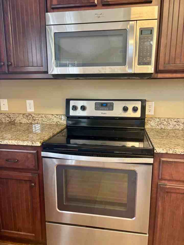 65 Birch Hollow Ln - Photo 5 of 26