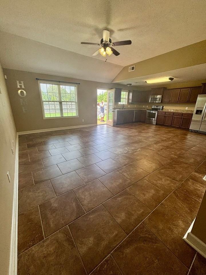 65 Birch Hollow Ln - Photo 6 of 26