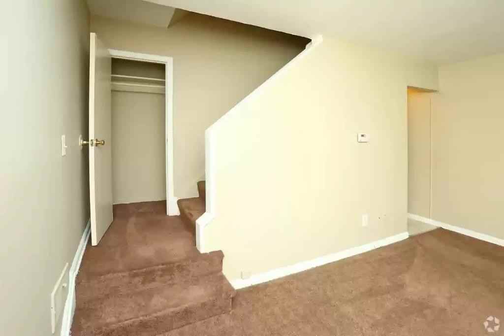 14252 Riverview Street - Photo 2 of 10