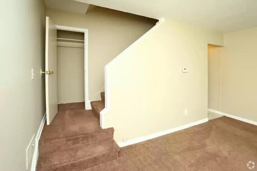14254 Dale St - Photo 4 of 9