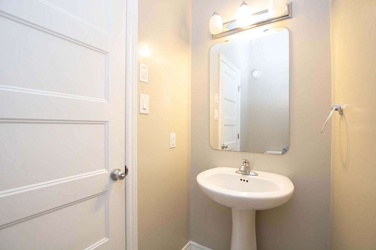 995 Bunchberry Way - Photo 3 of 28