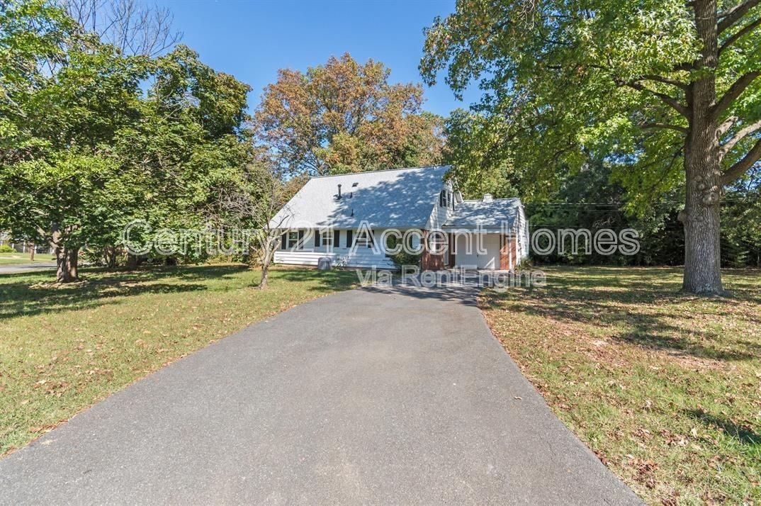 5510 Trin St - Photo 2 of 34