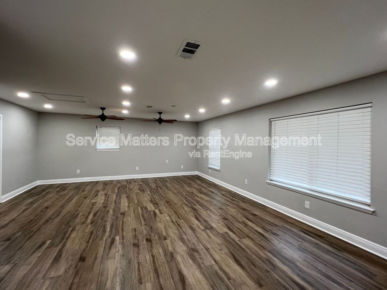 5429 Jenny Cir - Photo 4 of 20