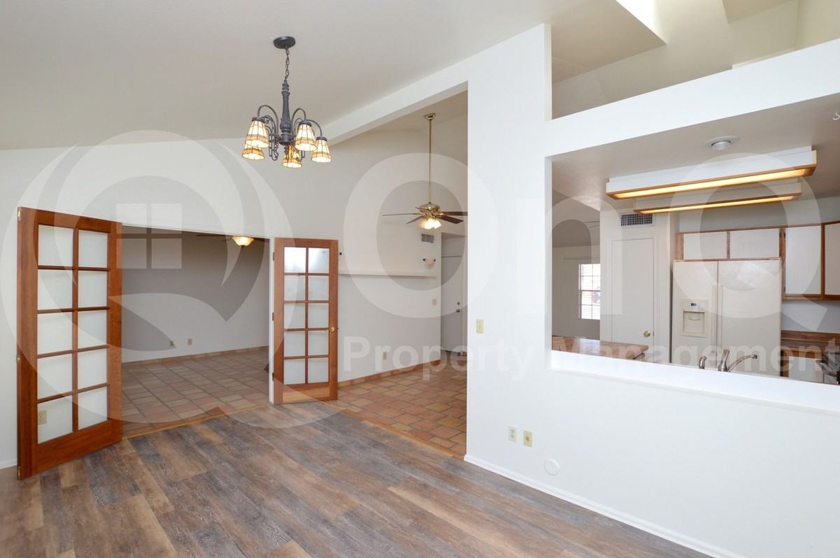 1559 E Drake Dr - Photo 7 of 17