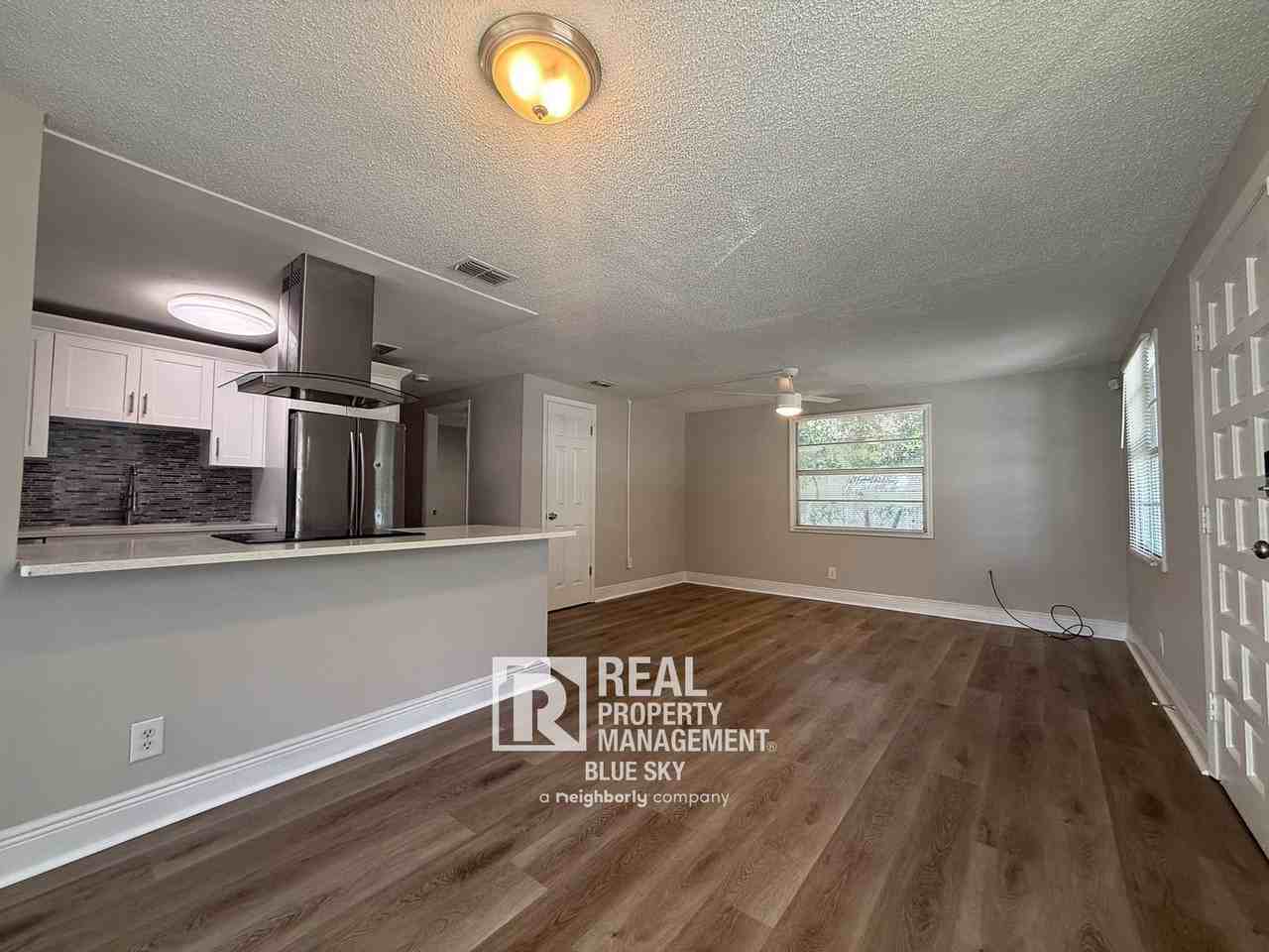 3616 E Henry Ave - Photo 6 of 17