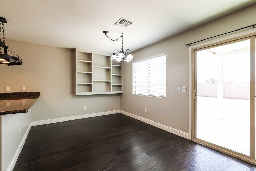 7655 W Tight Line Dr - Photo 5 of 17