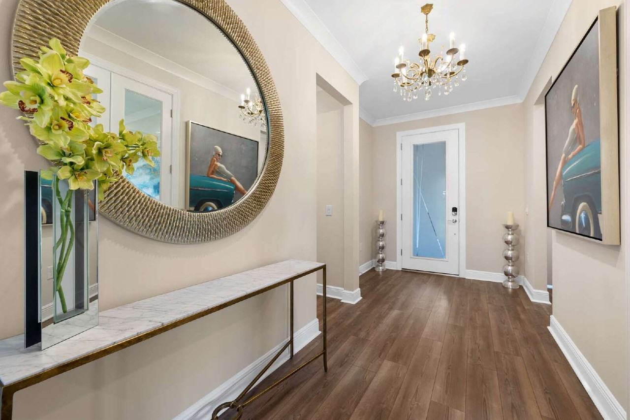 9799 Everglades Dr - Photo 2 of 43