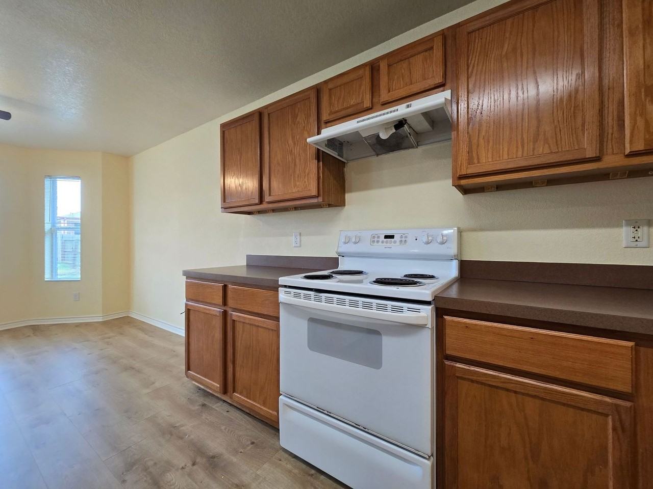 5201 Lauren Lea Dr - Photo 6 of 27