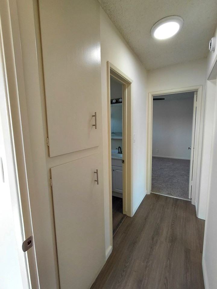 2620 Linden Ave - Photo 6 of 9