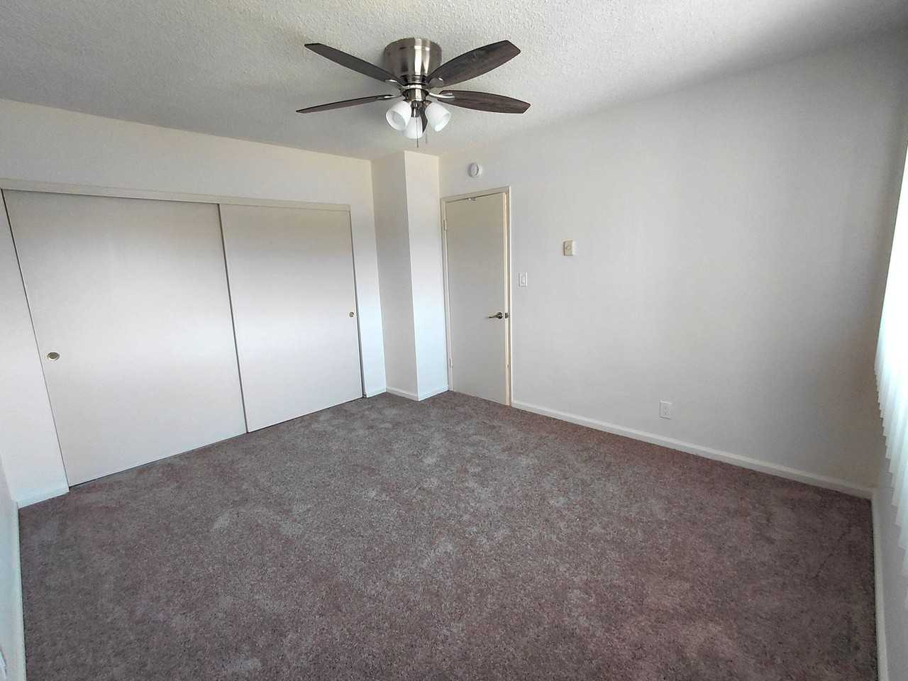 2620 Linden Ave - Photo 7 of 9
