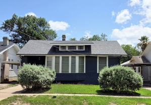 826 W Russell Pl - Photo 1 of 1