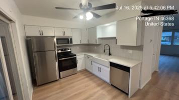 featured image of 1928 Apple St #1