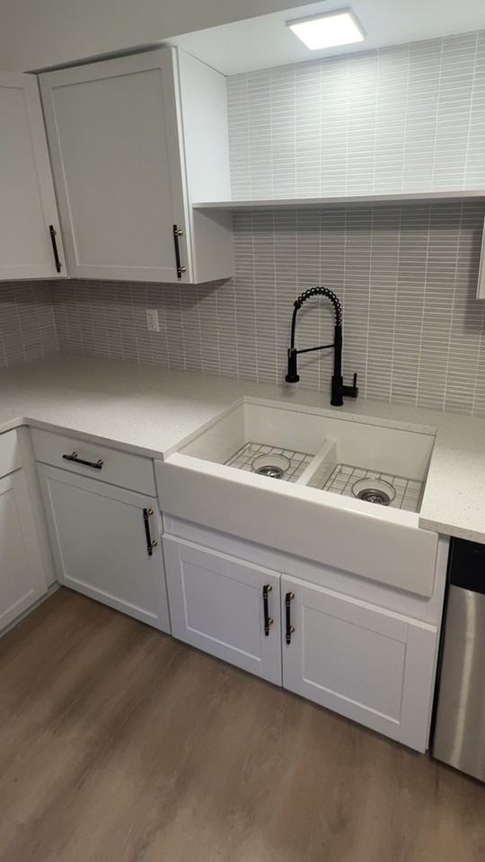 1928 Apple St #1 - Photo 4 of 14