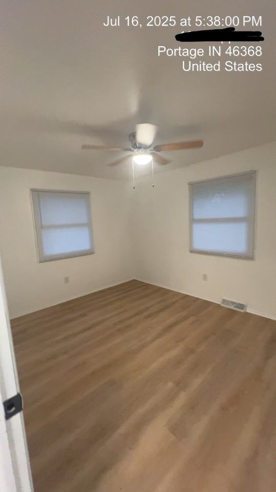 1928 Apple St #1 - Photo 5 of 14