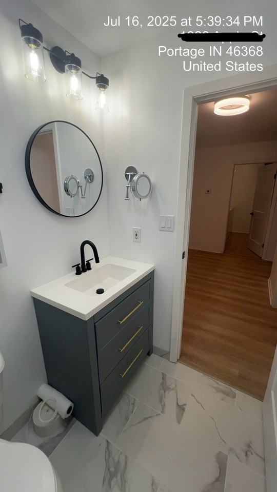 1928 Apple St #1 - Photo 6 of 14