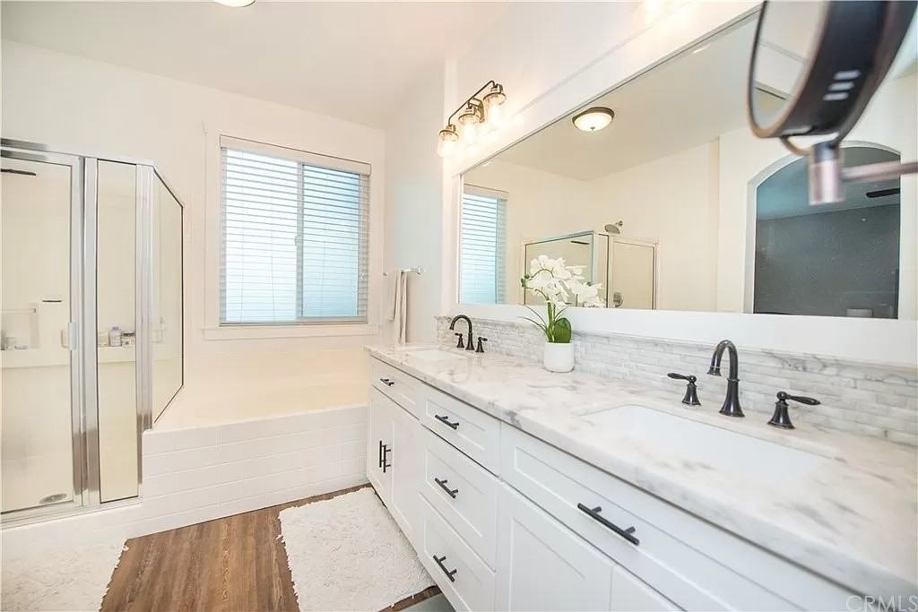 4233 Morales Way #NA - Photo 2 of 24