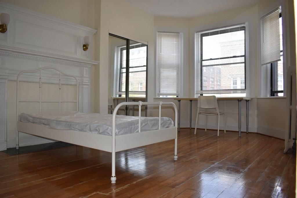 16 Glenville Ave - Photo 3 of 9