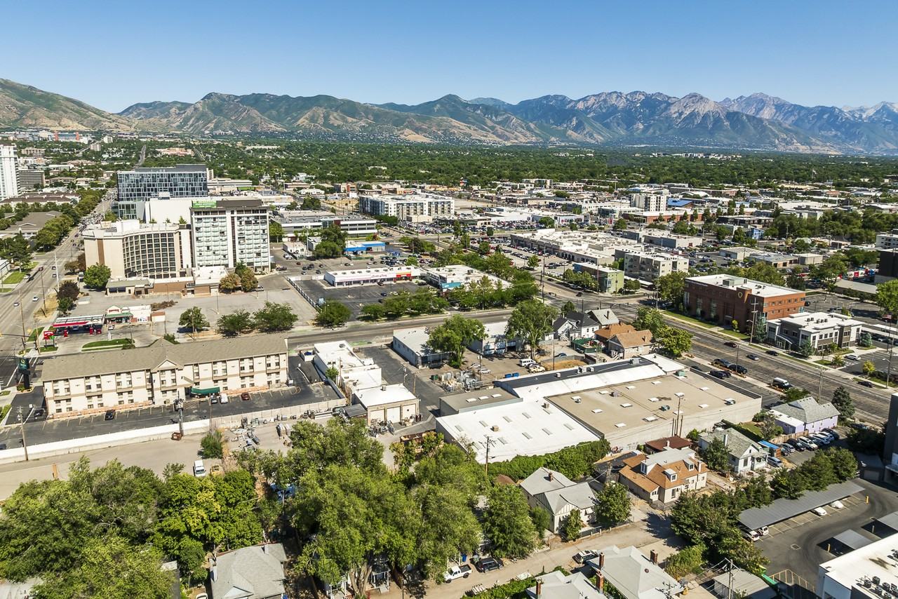 639 S Washington St #NA - Photo 6 of 21