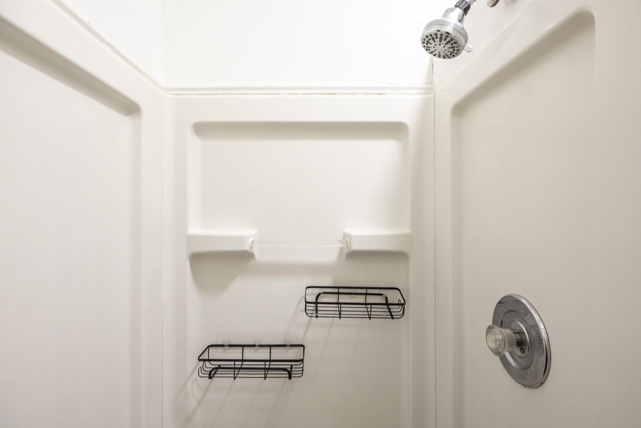 639 S Washington St #NA - Photo 7 of 21