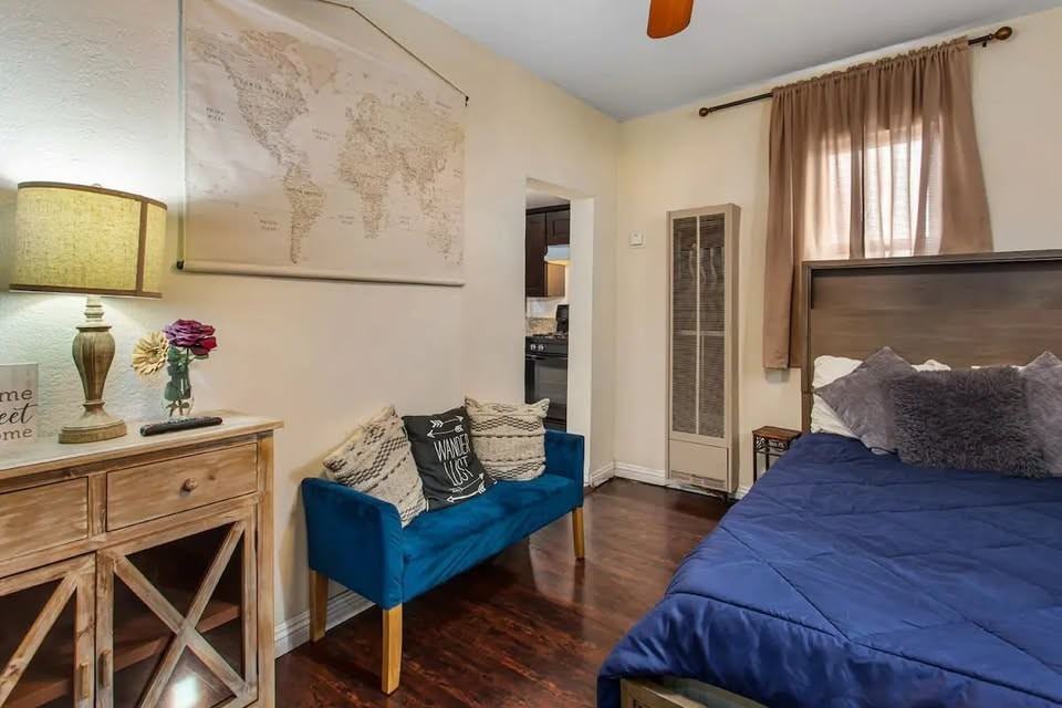 489 Nassau Ave #1-2 - Photo 3 of 16