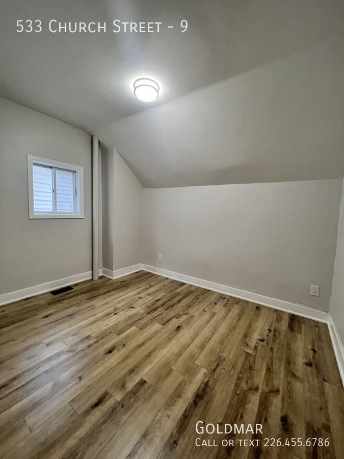 533 Church St #9 - Photo 6 of 7