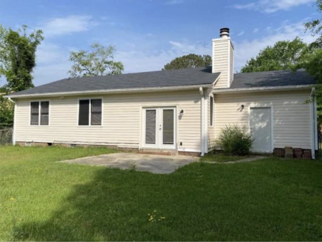 106 Deerfield Dr #NA - Photo 2 of 13
