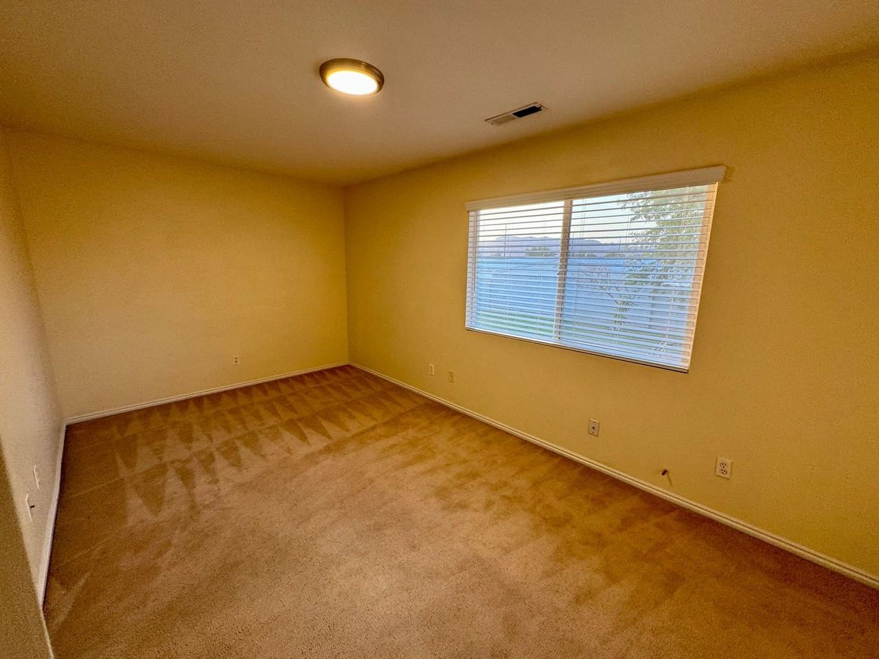 1836 W 950 N #6 - Photo 6 of 9