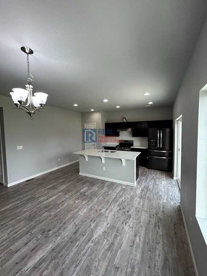 2909 Quartz Pl - Photo 3 of 50