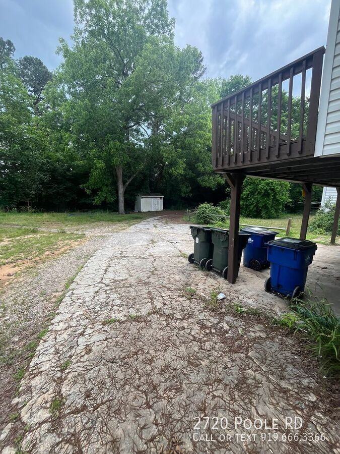 2720 Poole Rd - Photo 4 of 36