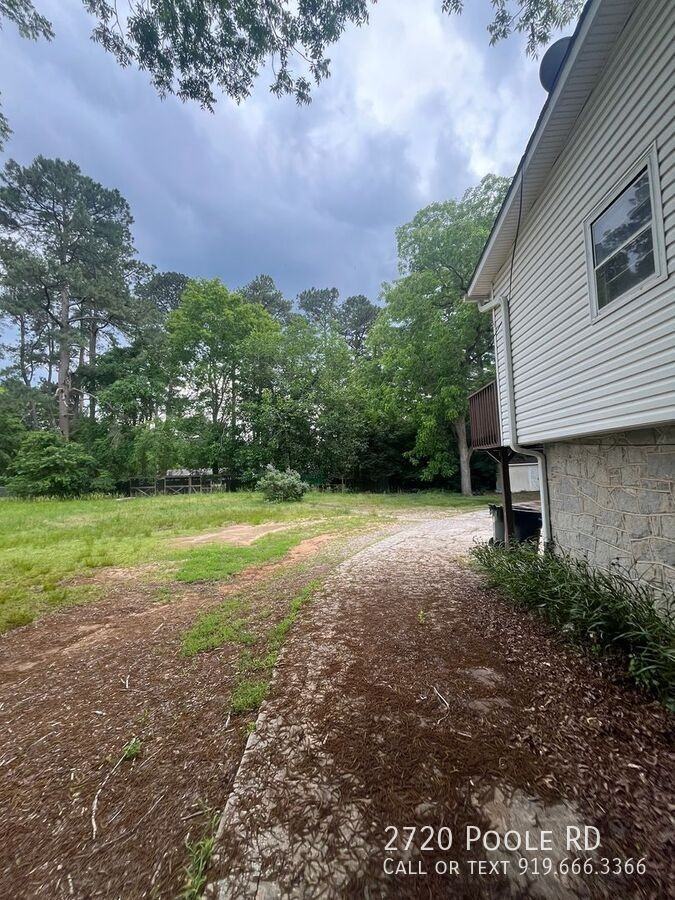 2720 Poole Rd - Photo 7 of 36