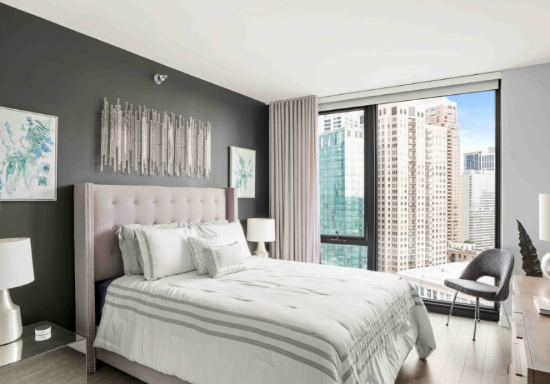 1028 S State St - Photo 5 of 14