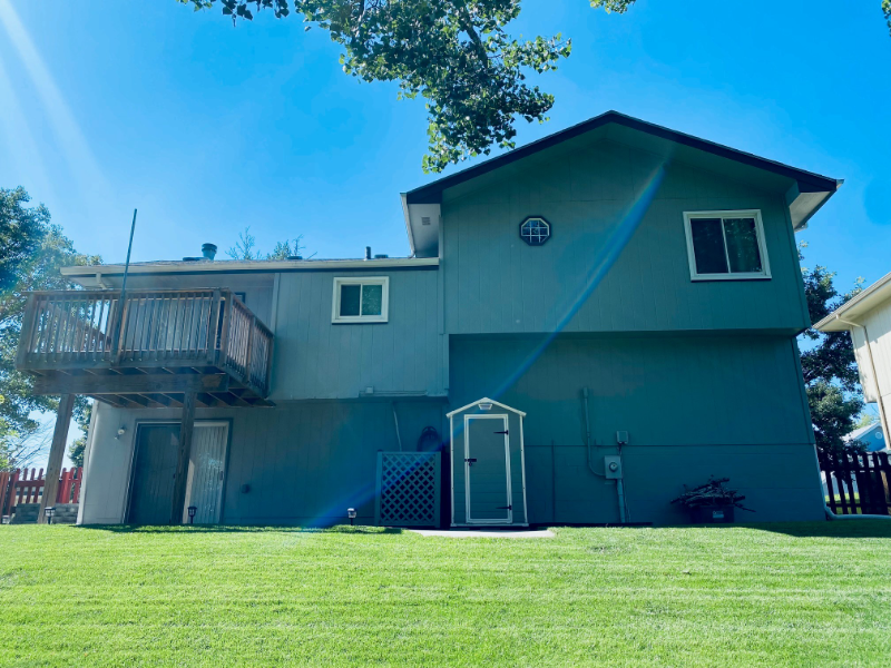 8845 Navenue - Photo 3 of 20