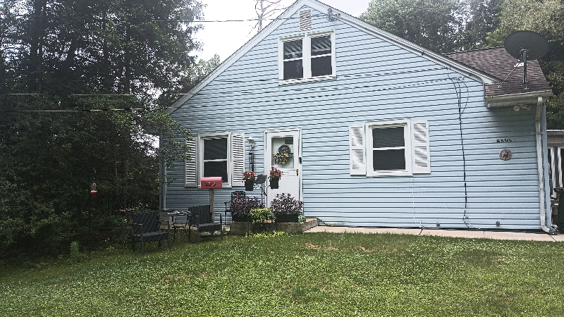 2206 Ridge Rd - Photo 2 of 4