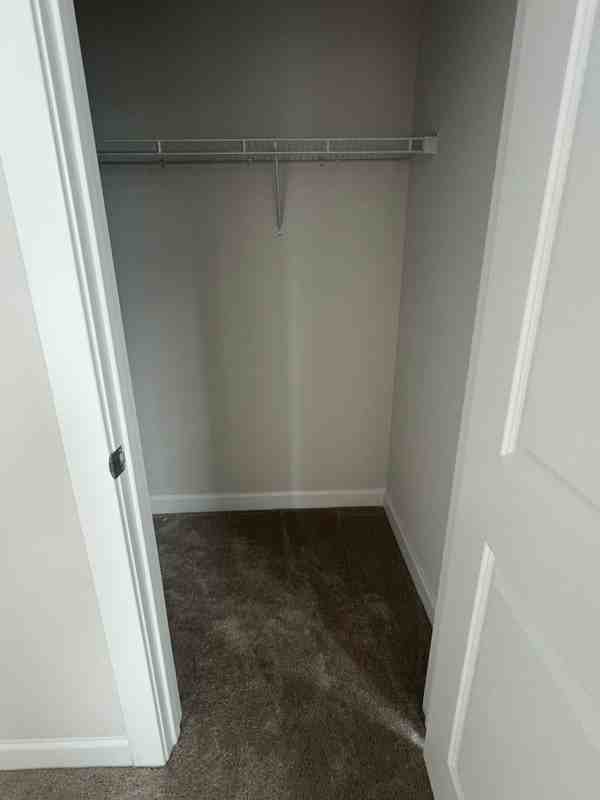 1172 Patuxent Greens Dr - Photo 3 of 4