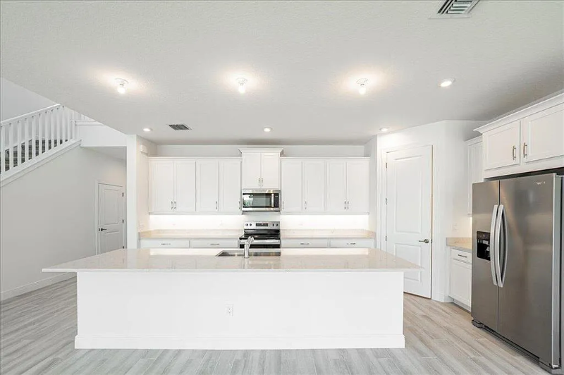 3518 Nw Solange Ct - Photo 3 of 18