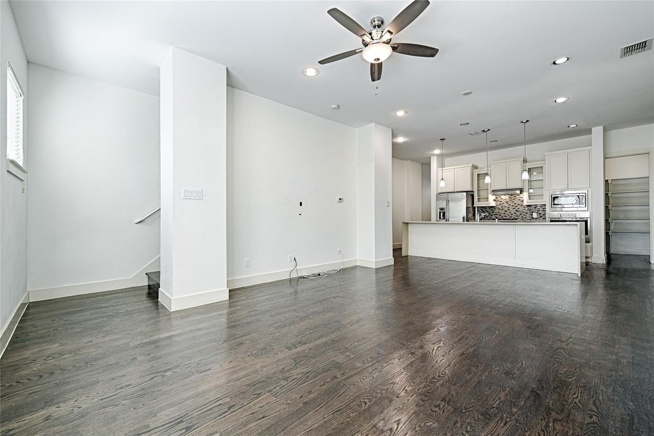3108 Pavonia Dr - Photo 3 of 18